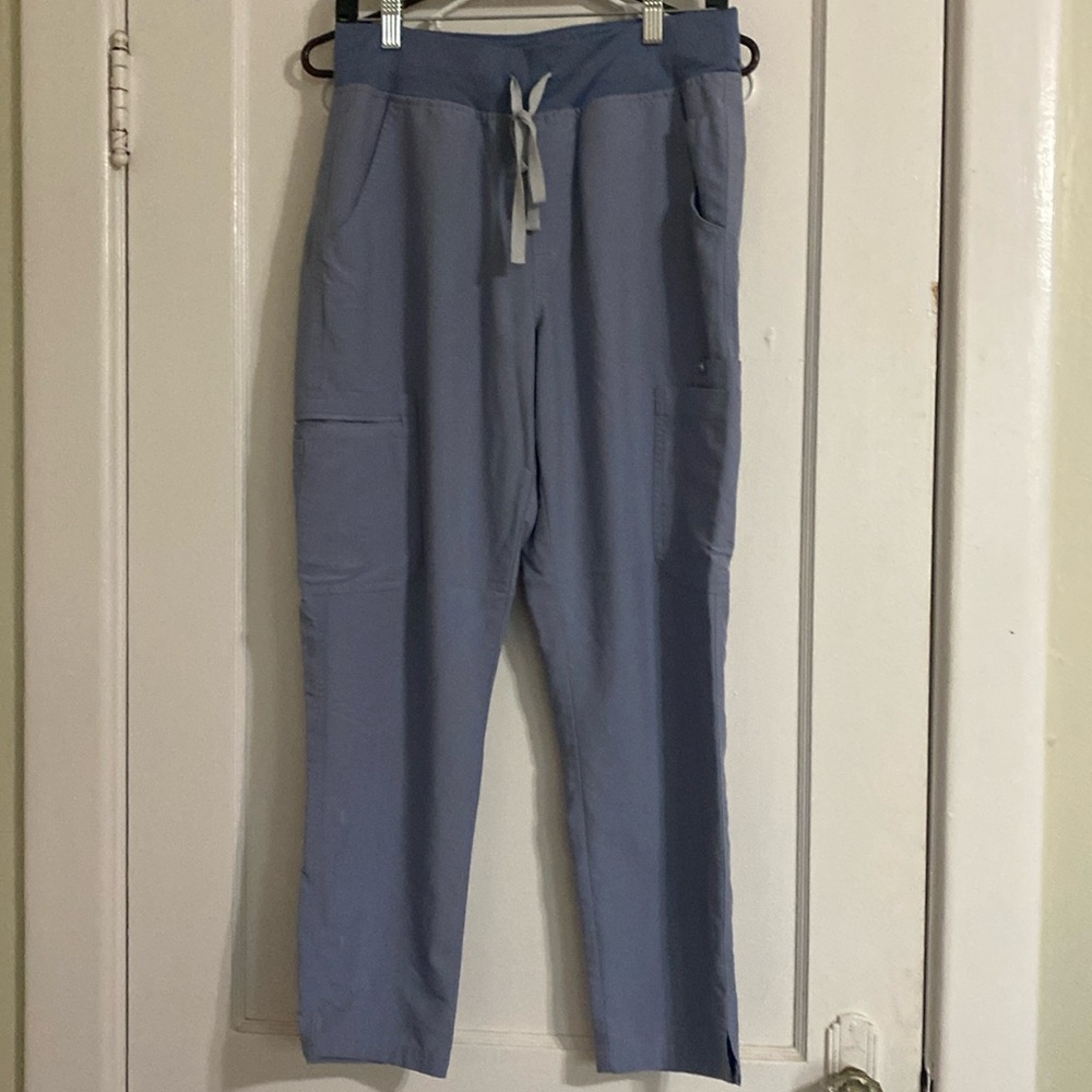 Figs medium petite scrub pants
